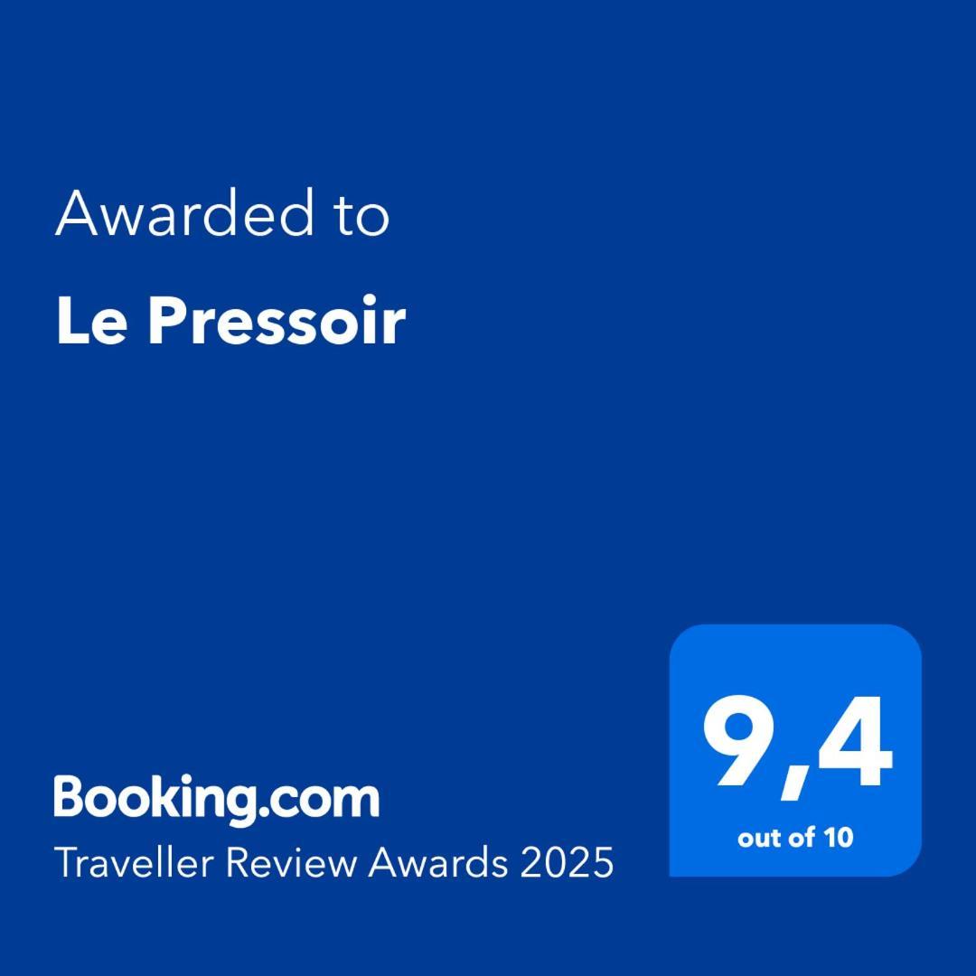 Апартаменты Le Pressoir Beaumesnil  Экстерьер фото
